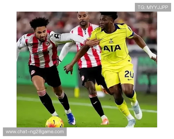 曼城逆转利物浦夺英超关键胜利积分榜再现激烈争夺 曼城逆转利物浦夺英超关键胜利积分榜再现激烈争夺